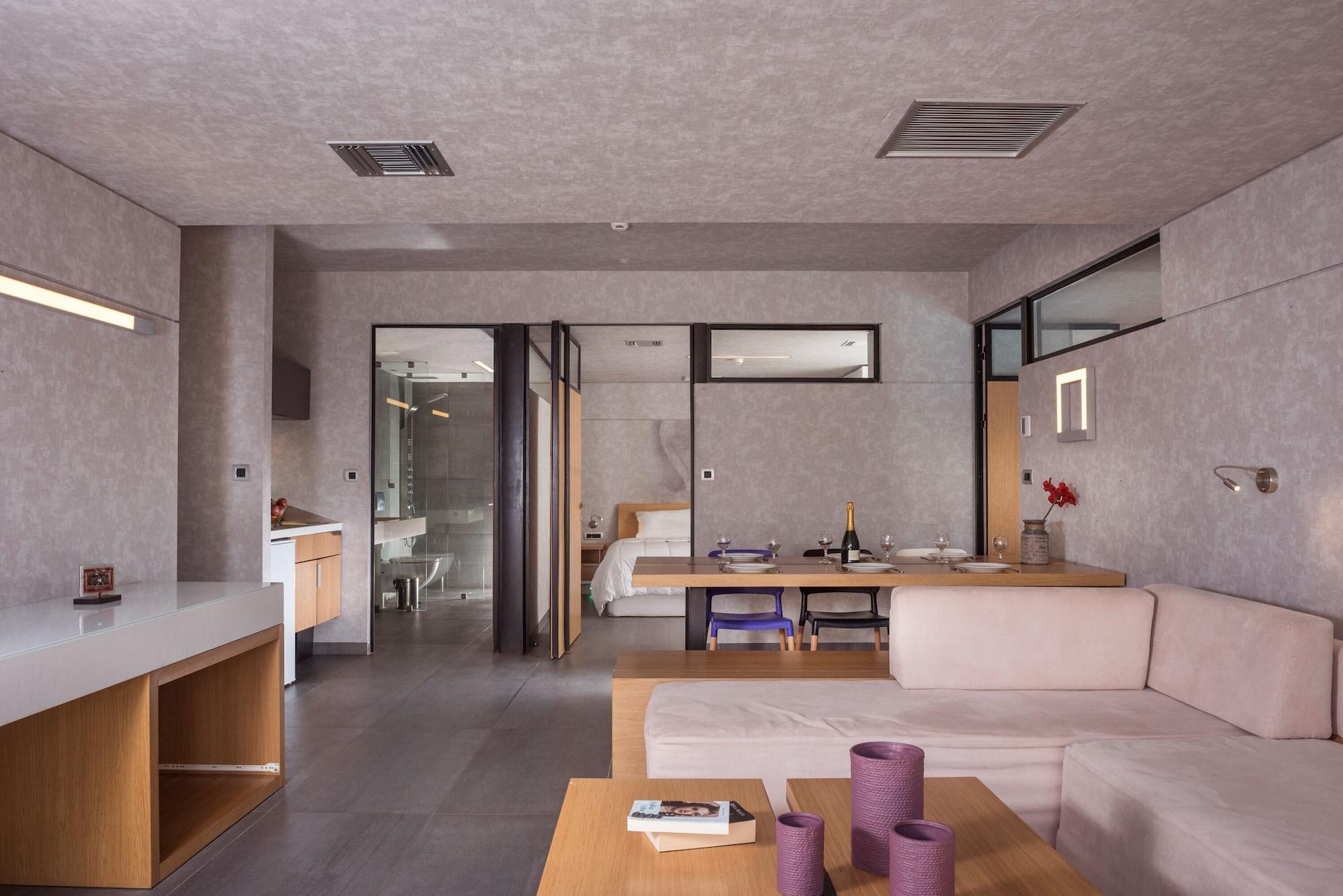 Icarus Hotel คาลามากี ภายนอก รูปภาพ